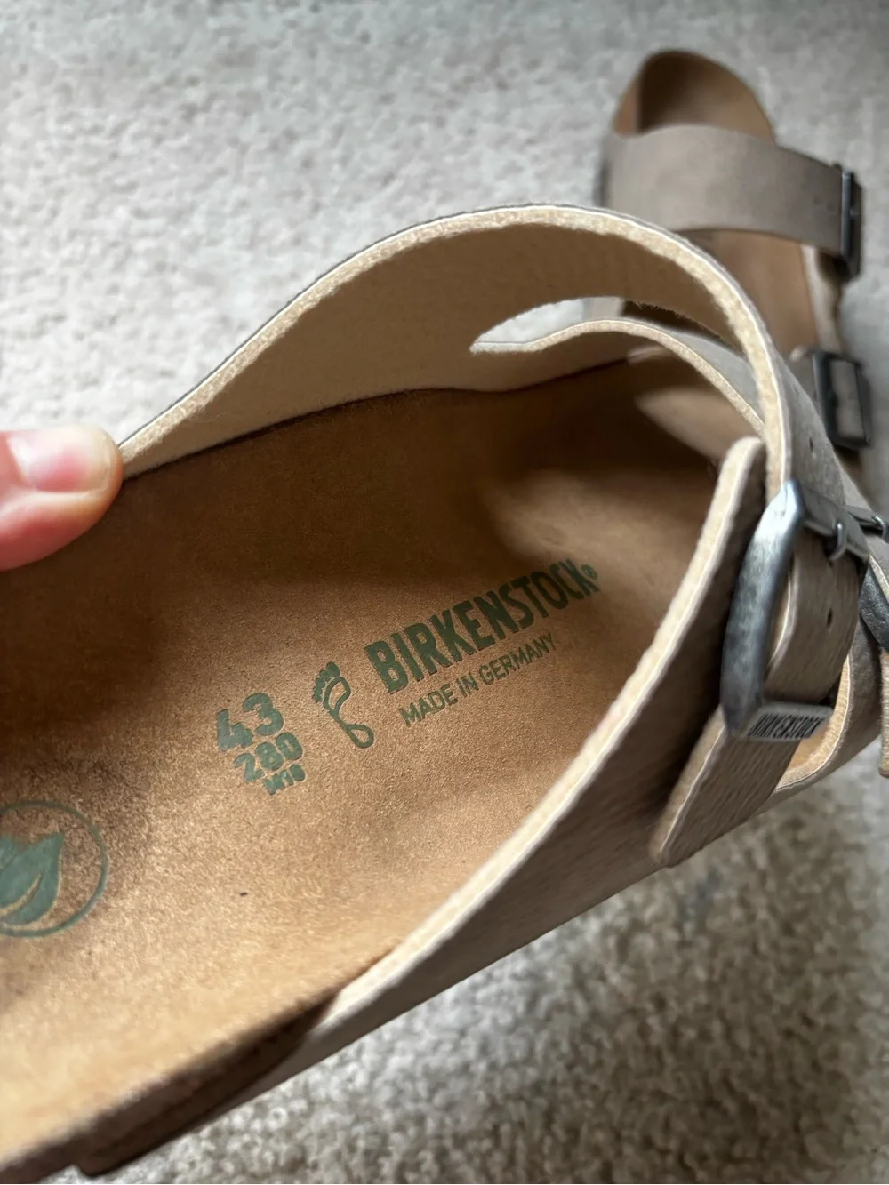 Birkenstock Arizona Vegan Slide Sandals Light Tan Men's Size 10 / EU 43 New
